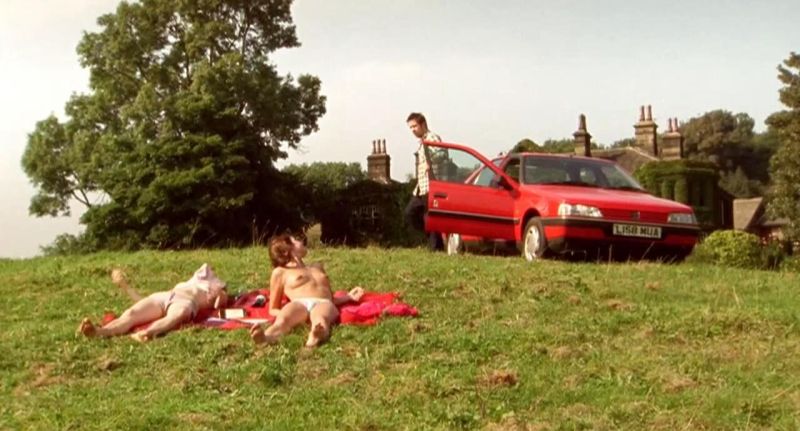 Emily_Blunt___Natalie_Press_-_My_Summer_of_Love_-_3_1.jpg