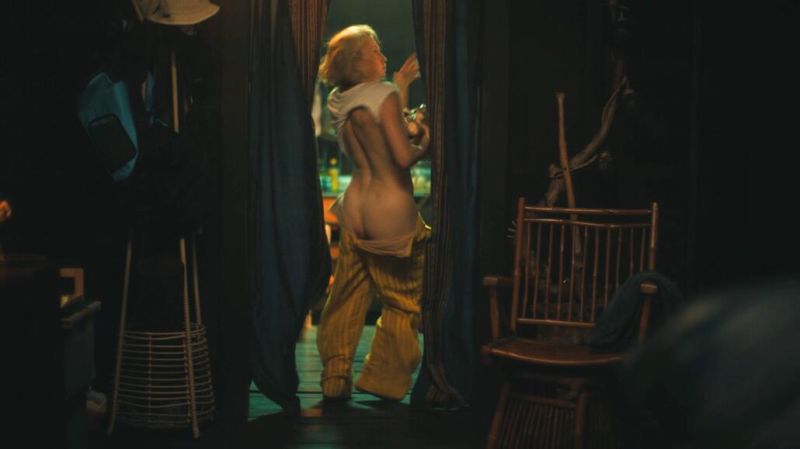 Carrie Coon nude (17)
