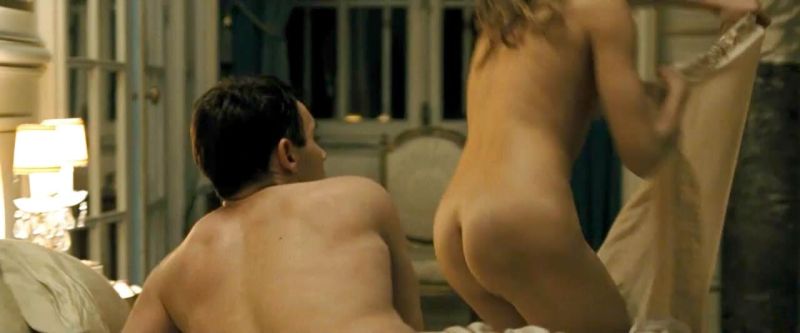Natalia Vodianova Nude (4)
