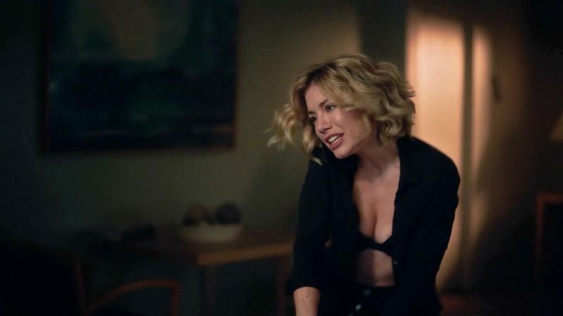 Jennifer Holland Nude (11)
