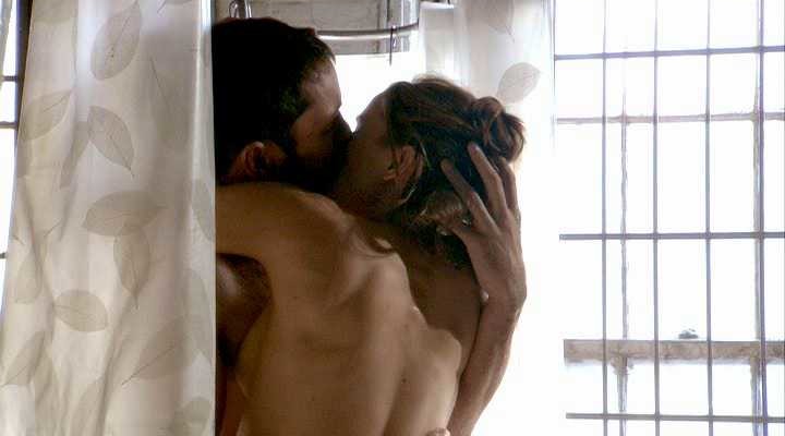 Kelly Overton Nude (1)
