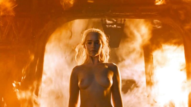 Emilia Clarke - Game of Thrones - S06E04_1
