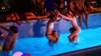 Kelli_Berglund_-_Now_Apocalypse_-_S01E05_-_2_1.jpg
