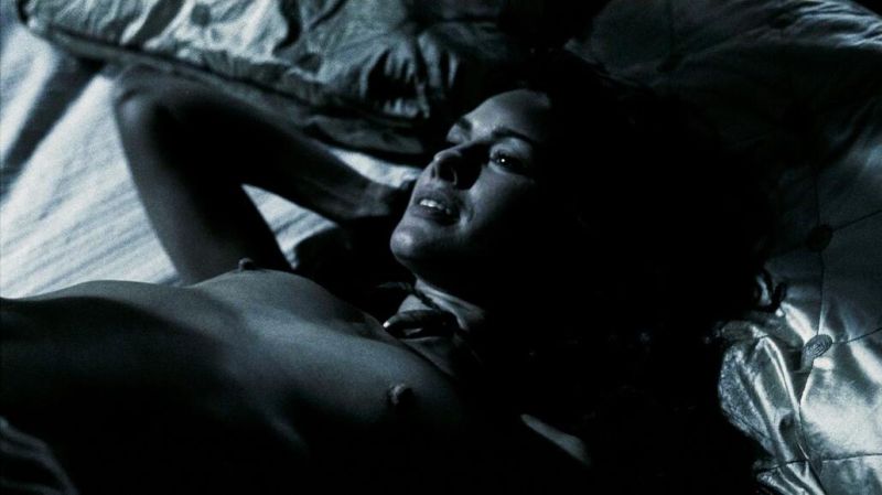 Lena Headey - 300 - Open Matte_3
