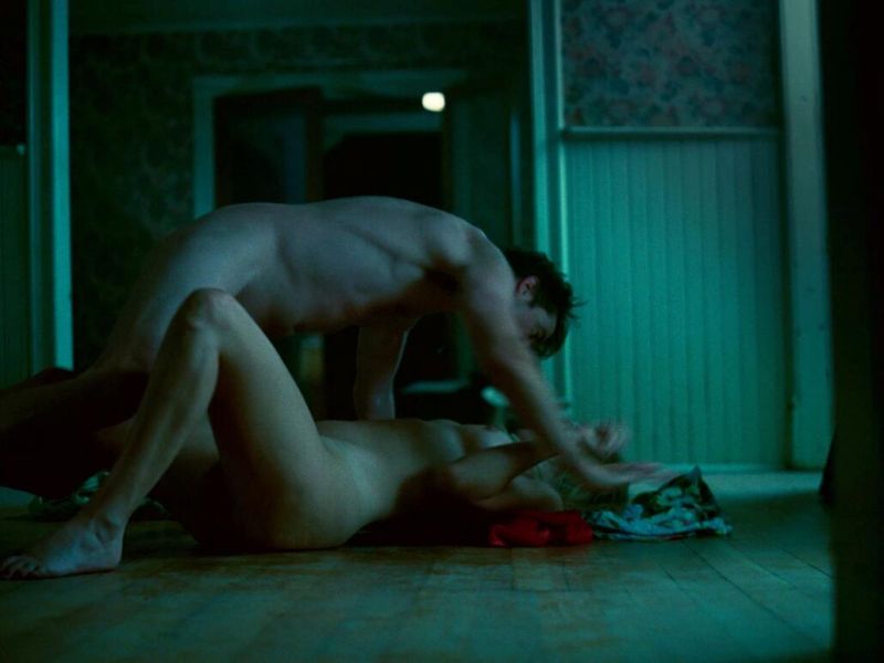 Jennifer Lawrence nude (1)
