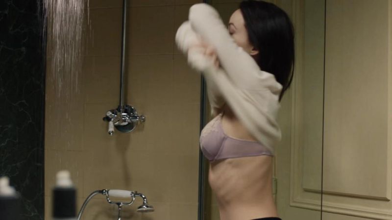 Olivia Wilde - Third Person - 4 - Open Matte_1
