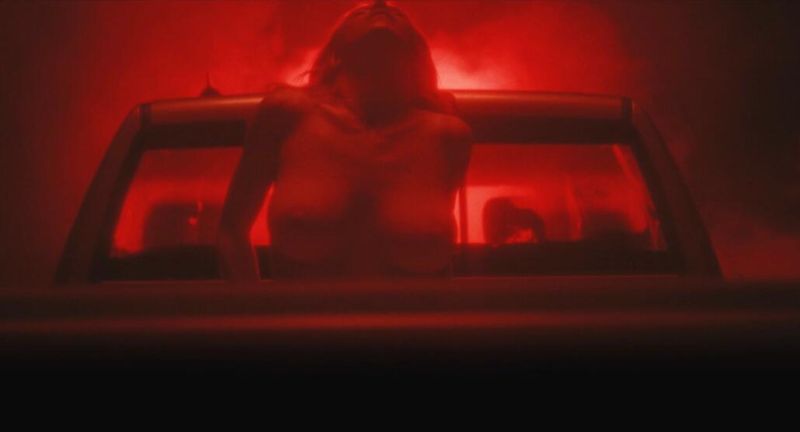 Sydney Sweeney - Euphoria - S02E02 - 1_3
