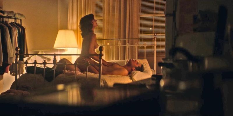 Alison Brie - GLOW - S01E01 - 2_3
