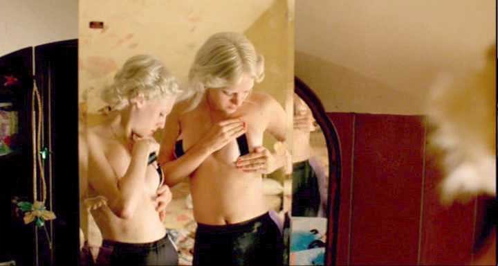 ChloeSevigny_CarisaGlucksman_Gummo-1-CMA_2.jpg