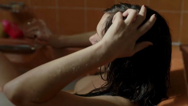 Chloe_Sevigny_-_Hit_and_Miss_-_S01E02_-_2_1.jpg