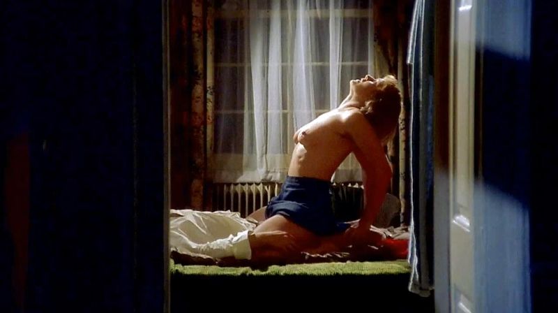 Kate Winslet - Iris - 5_1
