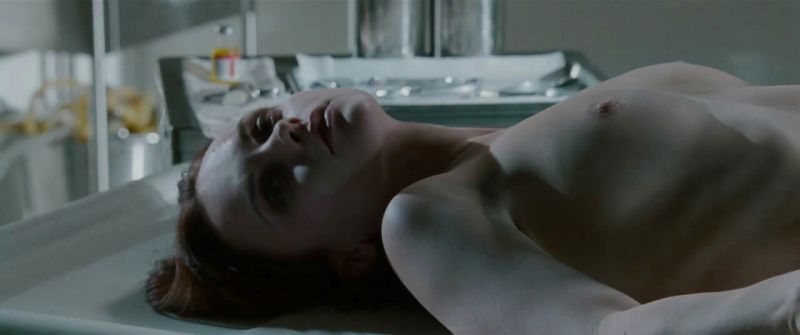 Christina_Ricci_-_AfterLife_-_5_4.jpg