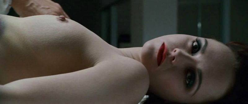 Christina_Ricci_-_AfterLife_-_6_1.jpg