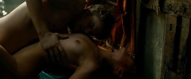 Alicia Vikander - Tulip Fever - 2_4
