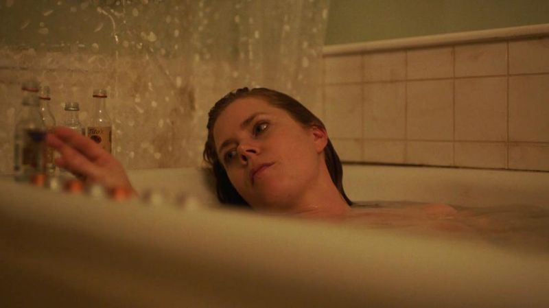 Amy Adams - Sharp Objects - S01E01 - 1_2
