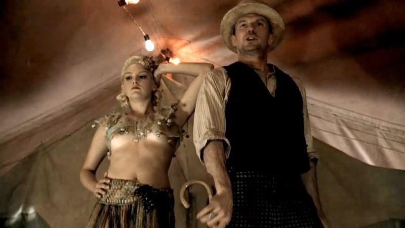 Carla Gallo & Cynthia Ettinger - Carnivale - S02E03_1
