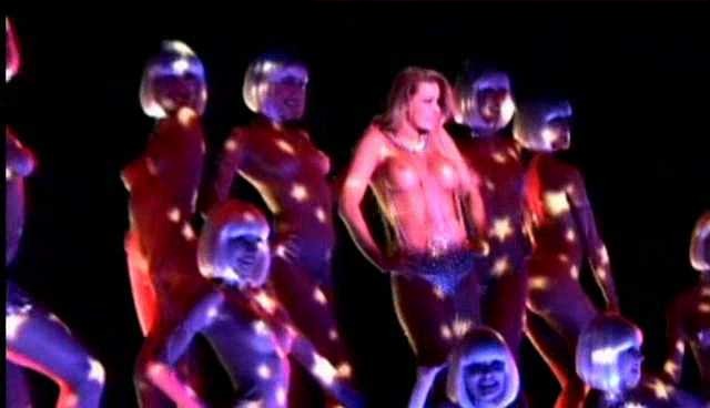 Carmen Electra - Topless Vegas Show Revue_3
