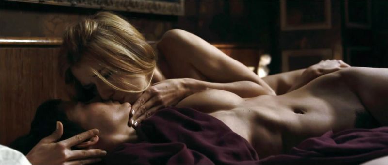 Elena_Anaya___Natasha_Yarovenko_-_Room_in_Rome_-_05_2.jpg