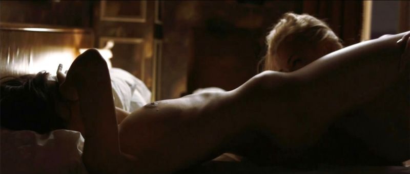 Elena_Anaya___Natasha_Yarovenko_-_Room_in_Rome_-_09_2.jpg