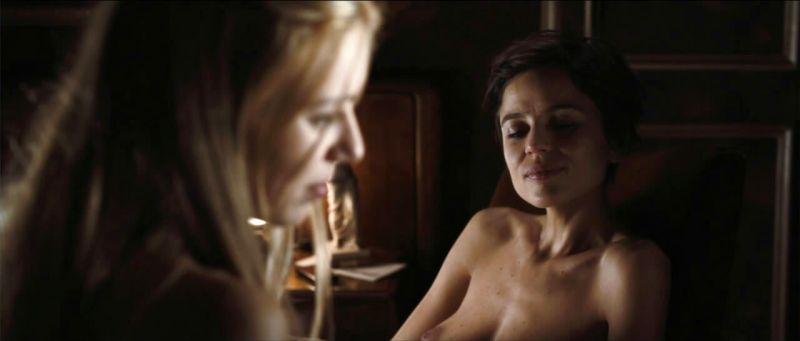 Elena_Anaya___Natasha_Yarovenko_-_Room_in_Rome_-_13_1.jpg