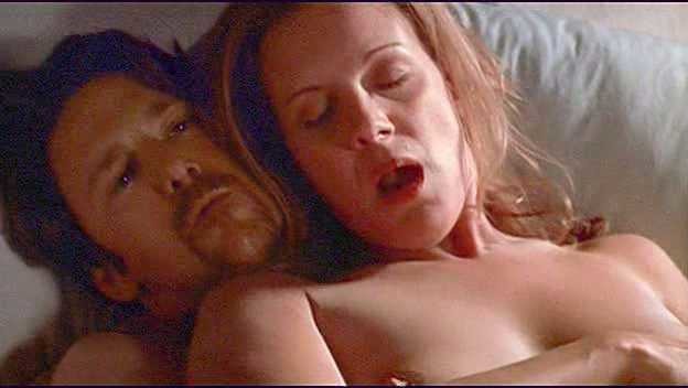 ElizabethPerkins@ImLosingYou-CMA_3
