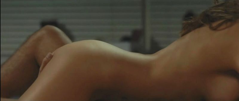 Elsa Pataky - Di Di Hollywood - 1_2
