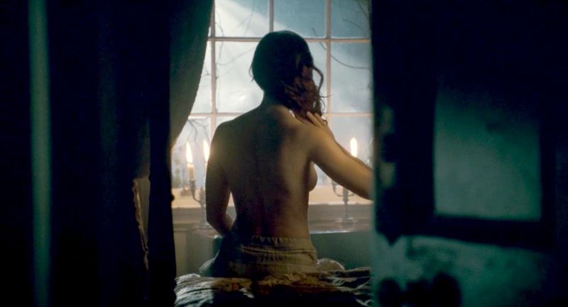 Emily_Blunt_-_The_Wolfman_1.jpg