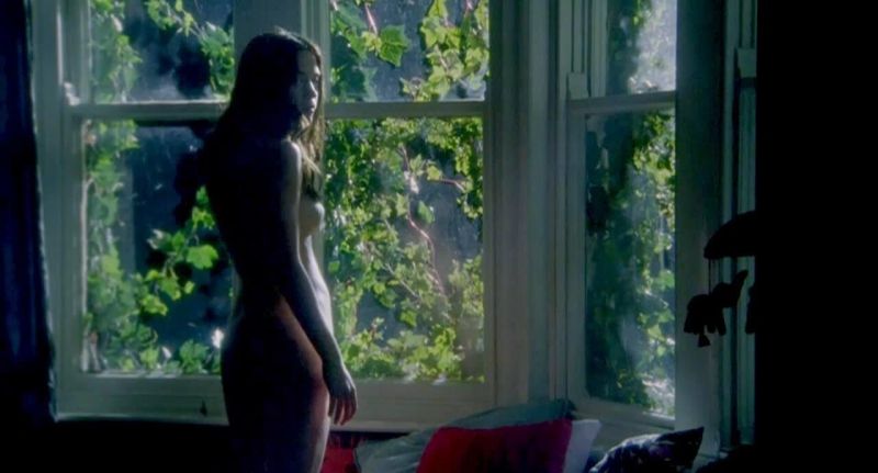 Emily_Blunt___Natalie_Press_-_My_Summer_of_Love_-_2_4.jpg