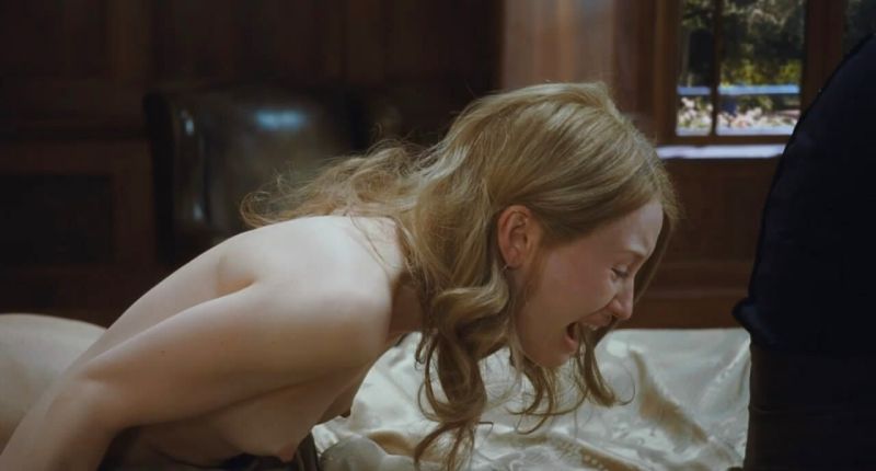Emily Browning - Sleeping Beauty - 10_4
