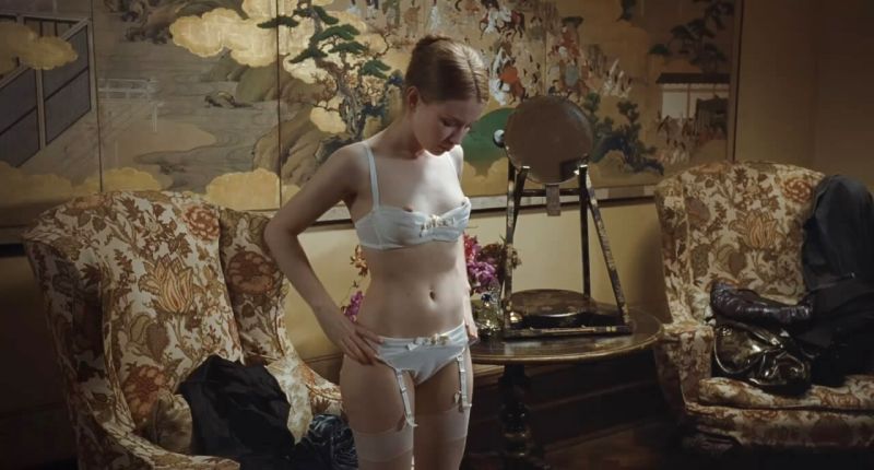 Emily Browning & Others - Sleeping Beauty - 1_1
