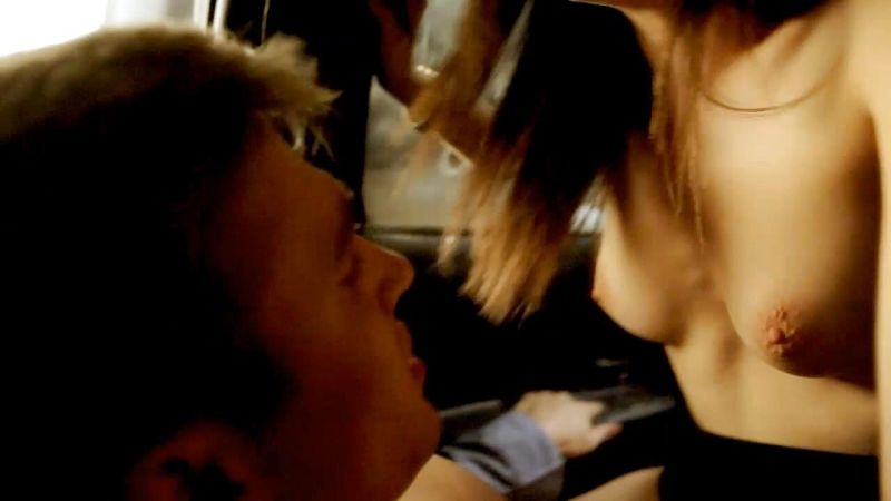 Emmy Rossum - Shameless - BD - S01E03_3
