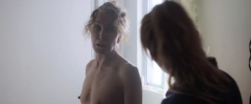 Felicity Huffman - Tammys Always Dying_1
