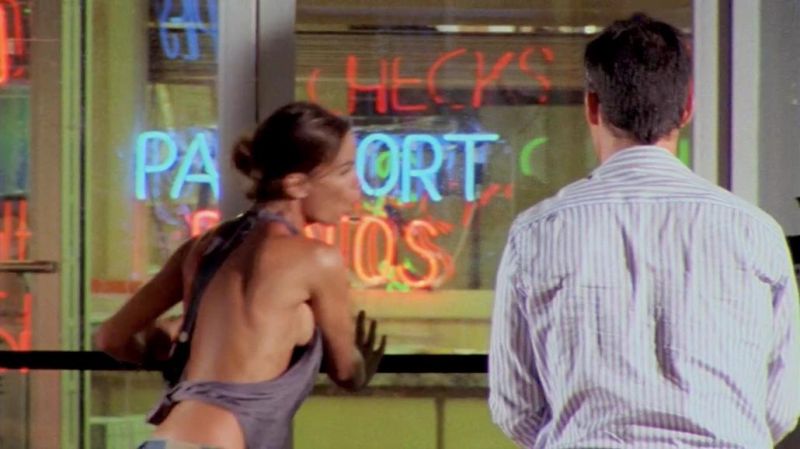 Gabrielle Anwar - Burn Notice - S01E10_3
