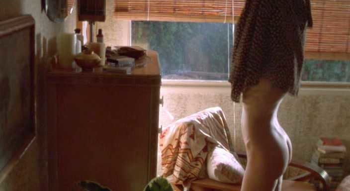 Kelly Lynch nude
