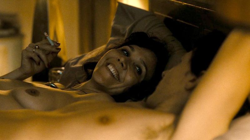 Maggie Gyllenhaal Nude (7)

