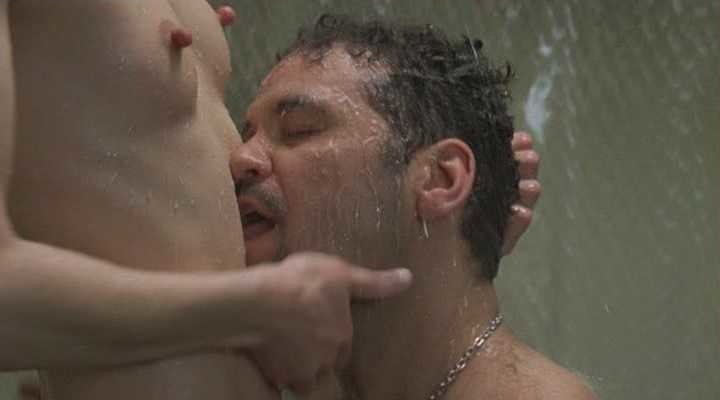 Milla Jovovich Nude (20)
