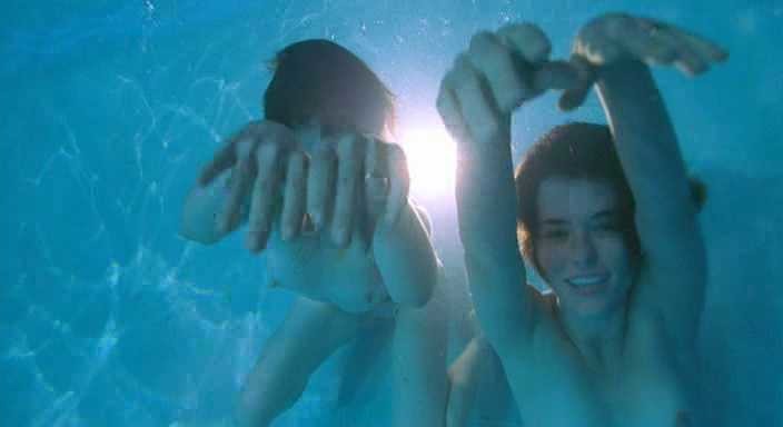 Parker Posey nude (19)
