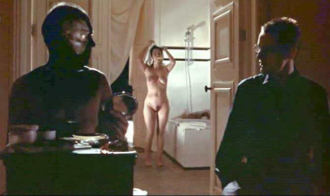 Polly Walker nude (14)
