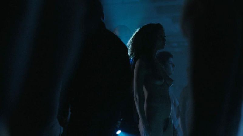 Thandiwe Newton nude (10)
