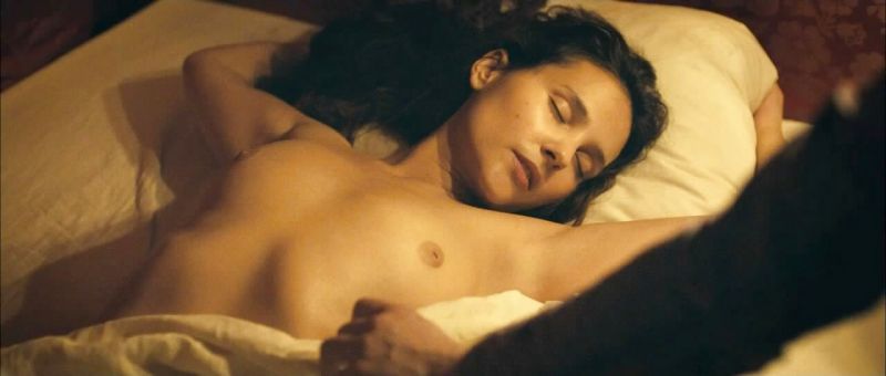 Virginie Ledoyen nude (3)
