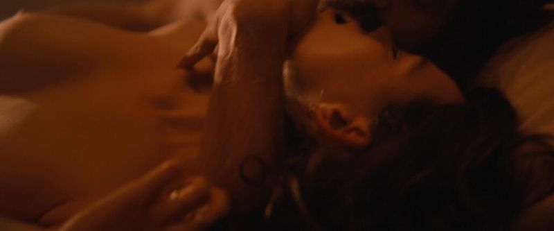 Emma Mackey nude (5)
