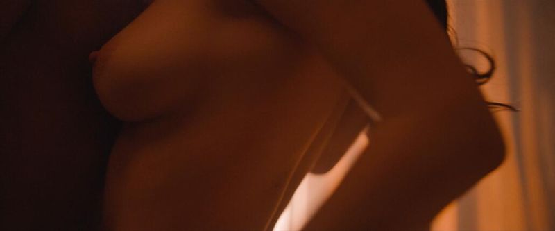 Emma Mackey nude (6)
