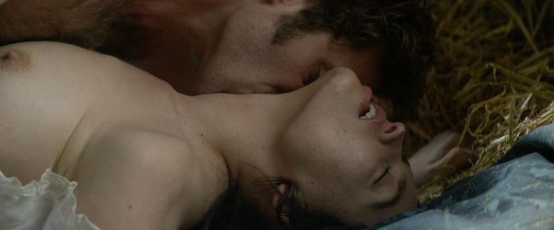 Emma Mackey nude (8)
