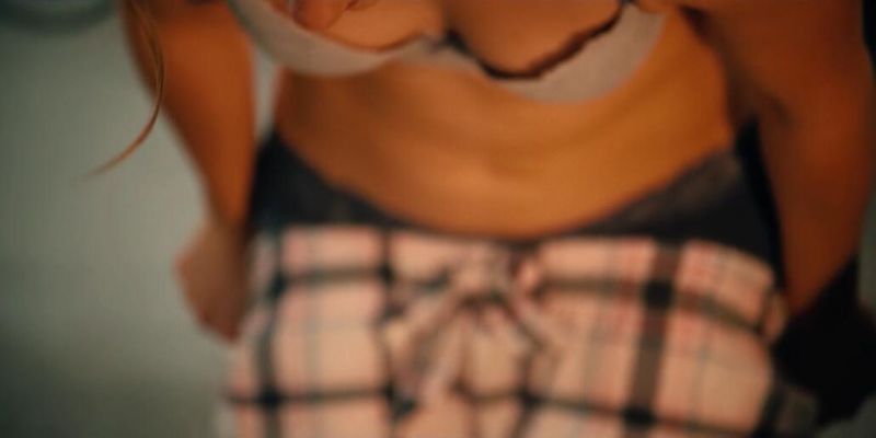 Kaitlyn Dever nude (7)
