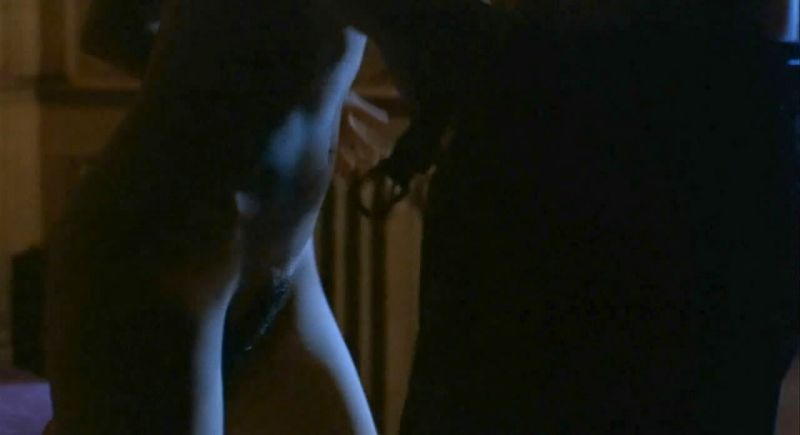 Asia Argento nude (21)
