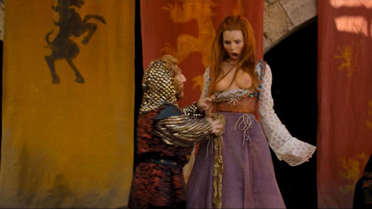Eline Powell in Game of Thrones (2)
