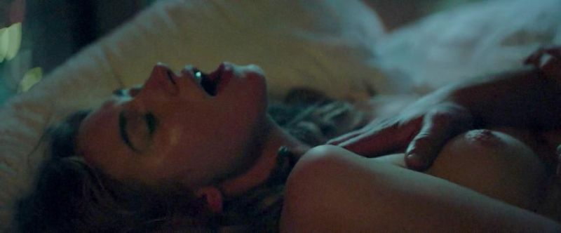 Imogen Poots nude (1)
