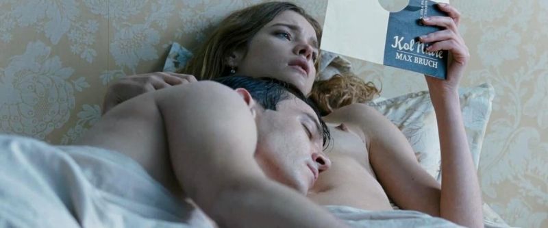 Natalia Vodianova Nude (9)

