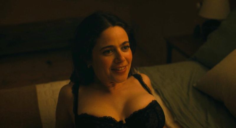 Molly Gordon Nude (5)
