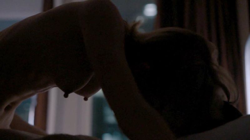 Louisa Krause Nude (15)
